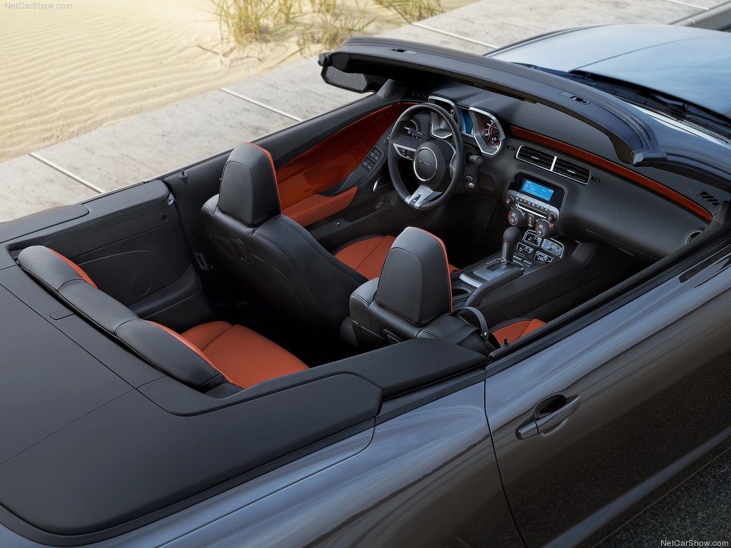 Camaro_Convertible_09