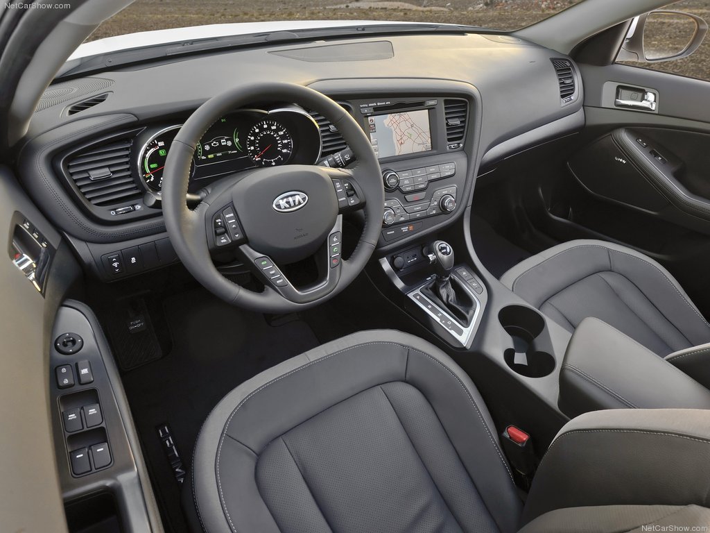Kia-Optima_Hybrid_1b