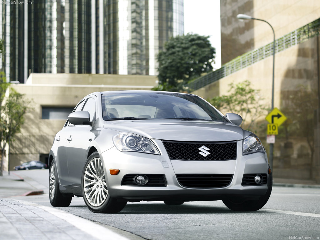 Suzuki-Kizashi_1