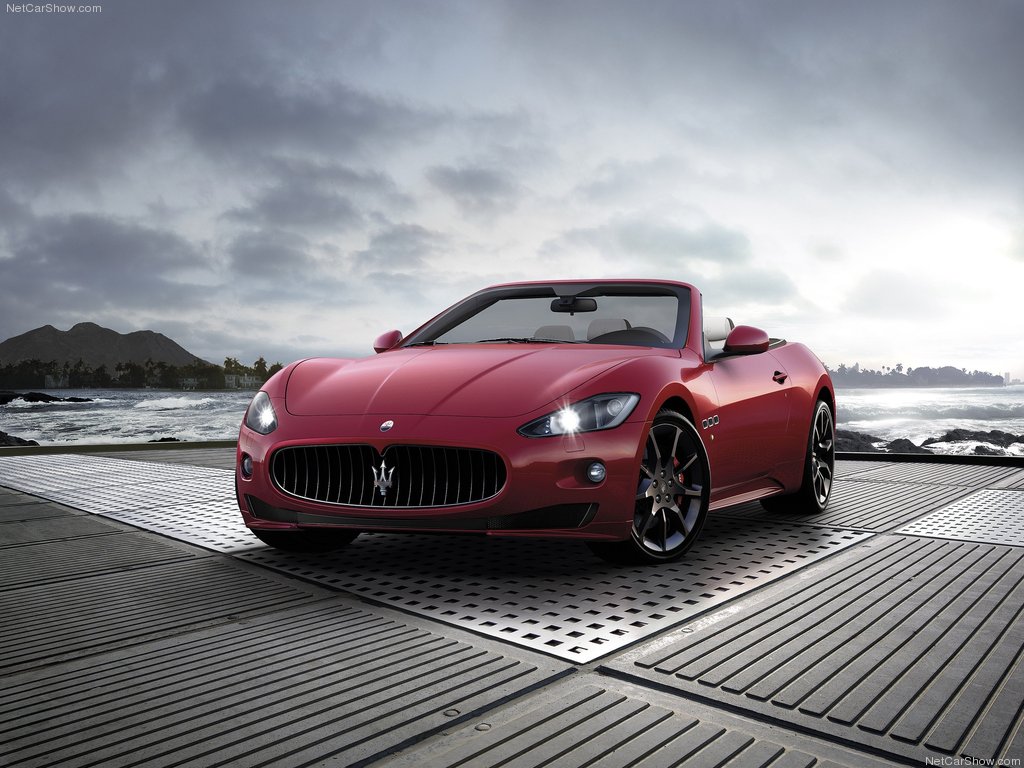 Maserati-GranCabrio_Sport_2012_01