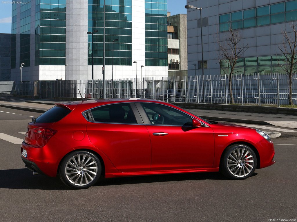 Alfa_Romeo-Giulietta