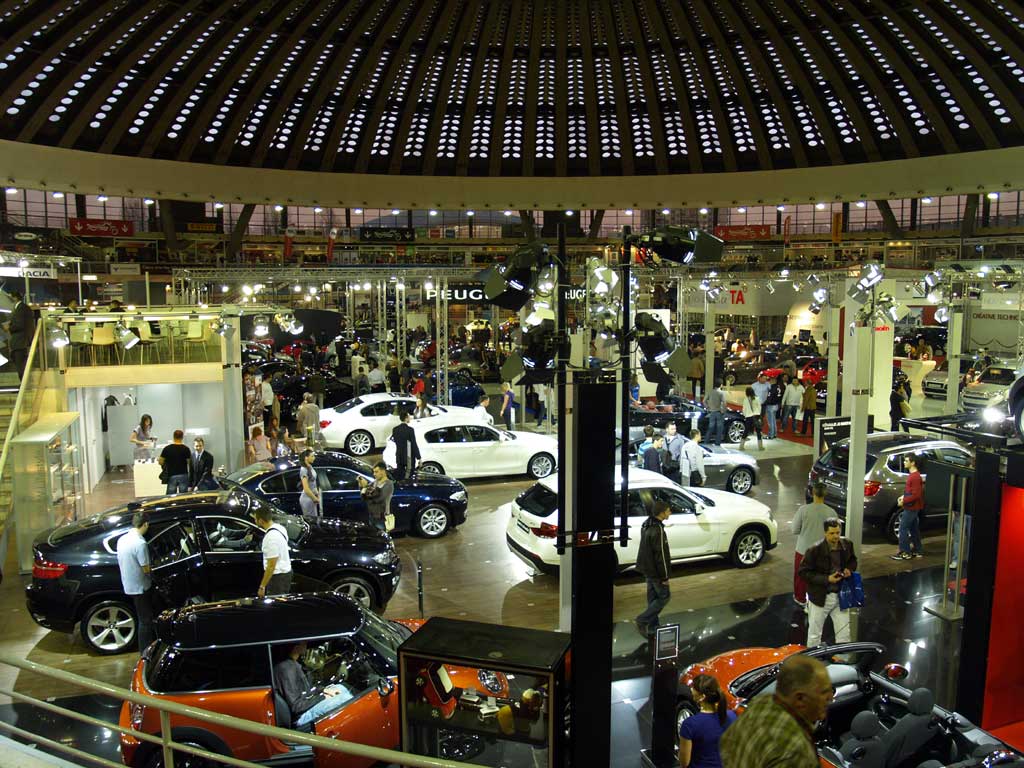 BMW_stand
