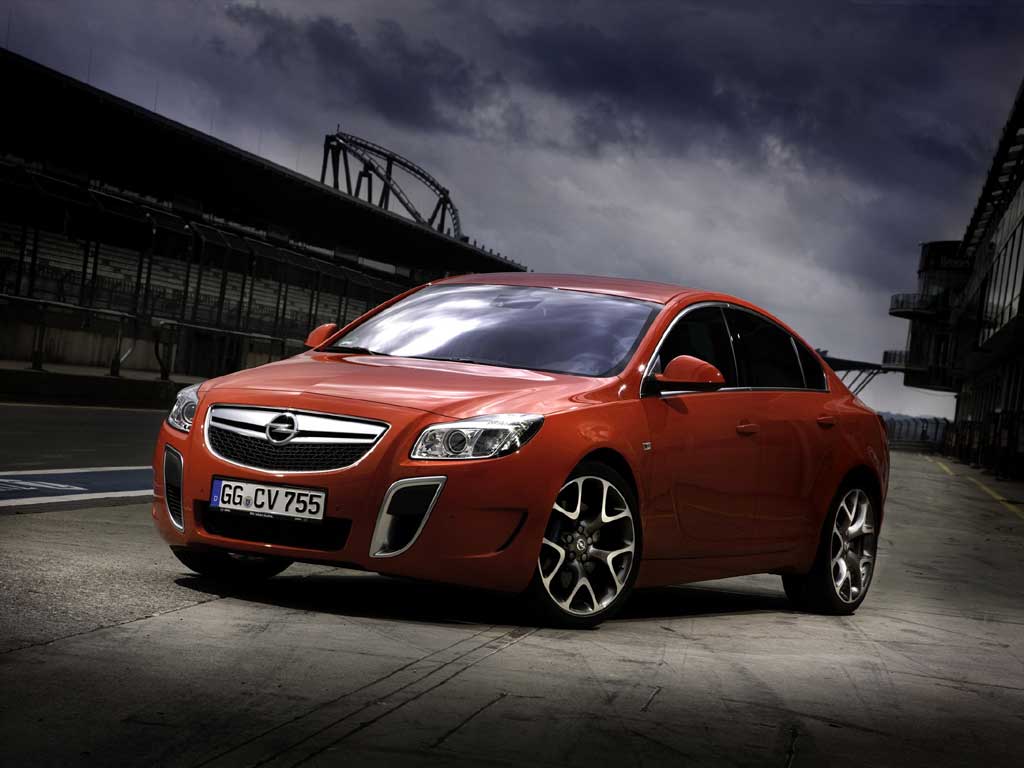 Opel-Insignia-OPC