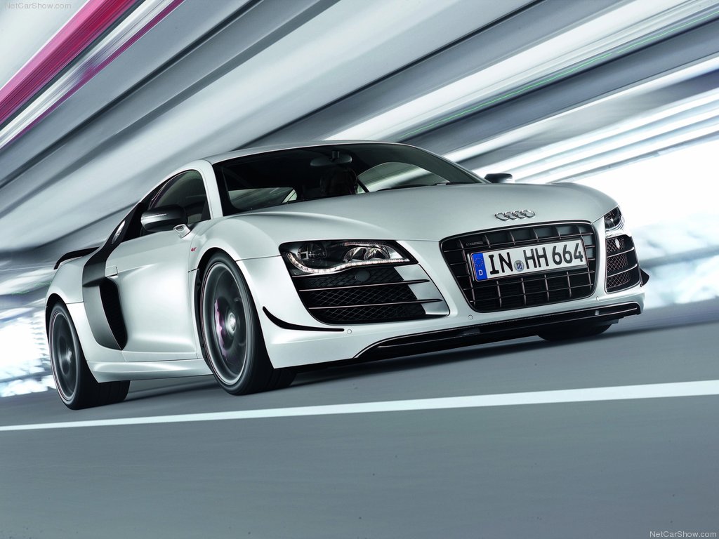 Audi-R8_GT_01