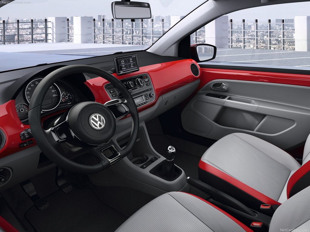 Volkswagen-Up_03