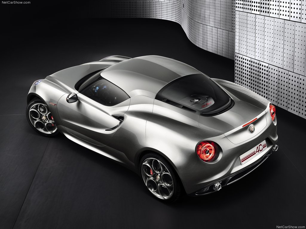 Alfa_Romeo-4C_Concept_03