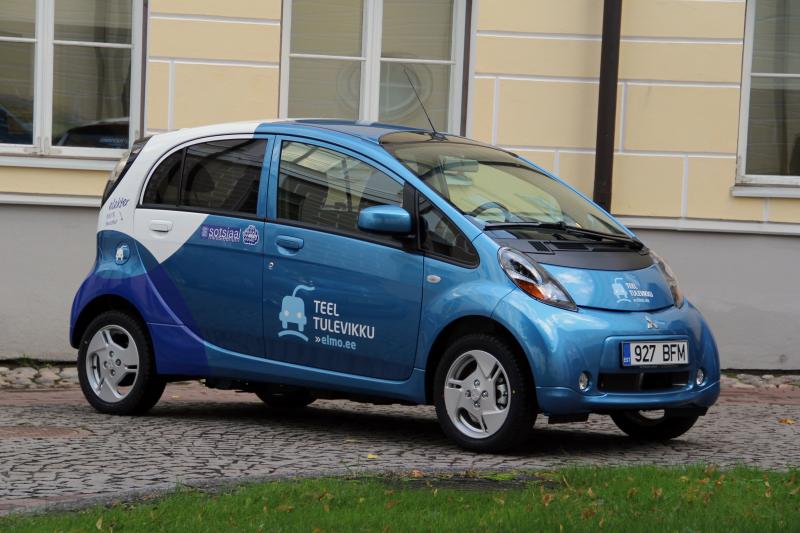 Mitsubishi_Estonia-2