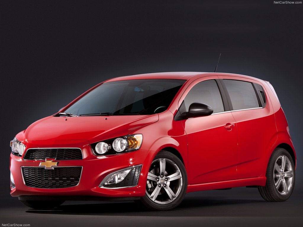 Chevrolet-Sonic_RS_01