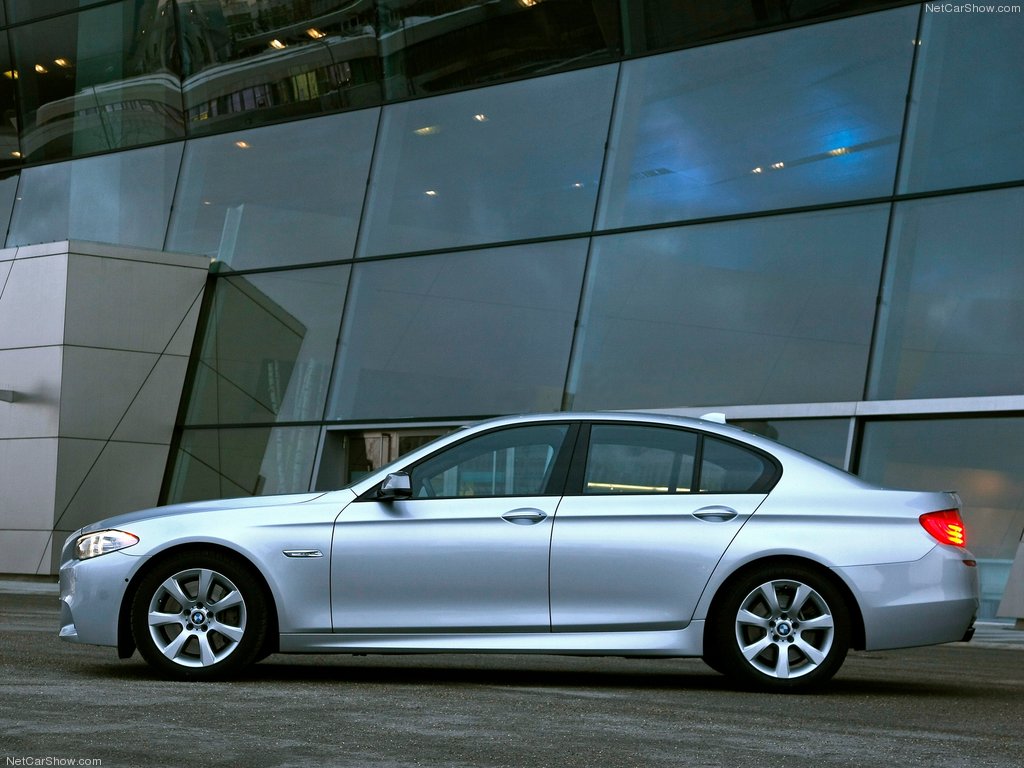BMW-M550d_xDrive