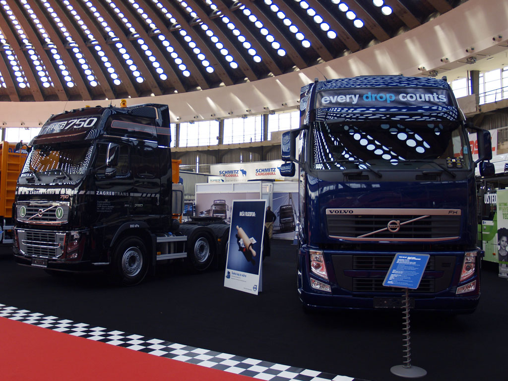 Volvo_truck-02