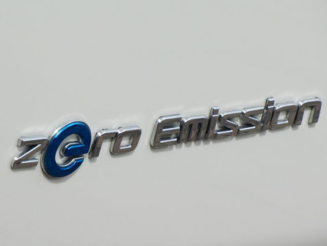 Nissan-Leaf-ZE_1_2