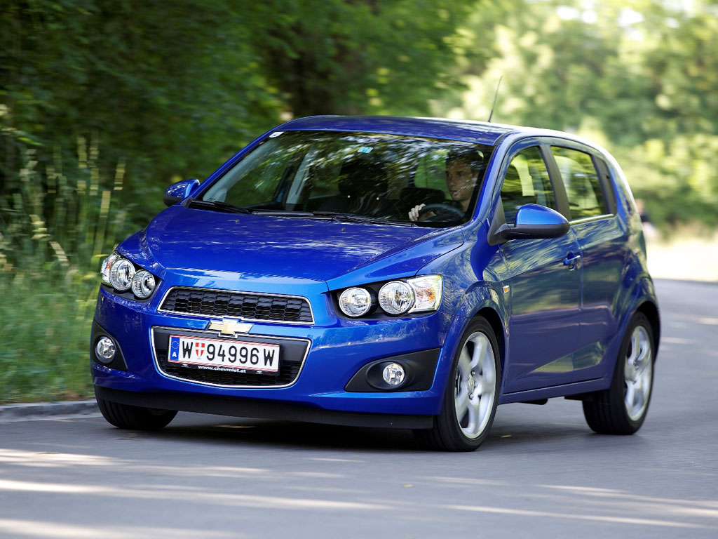 Chevrolet-Aveo-HB5_2