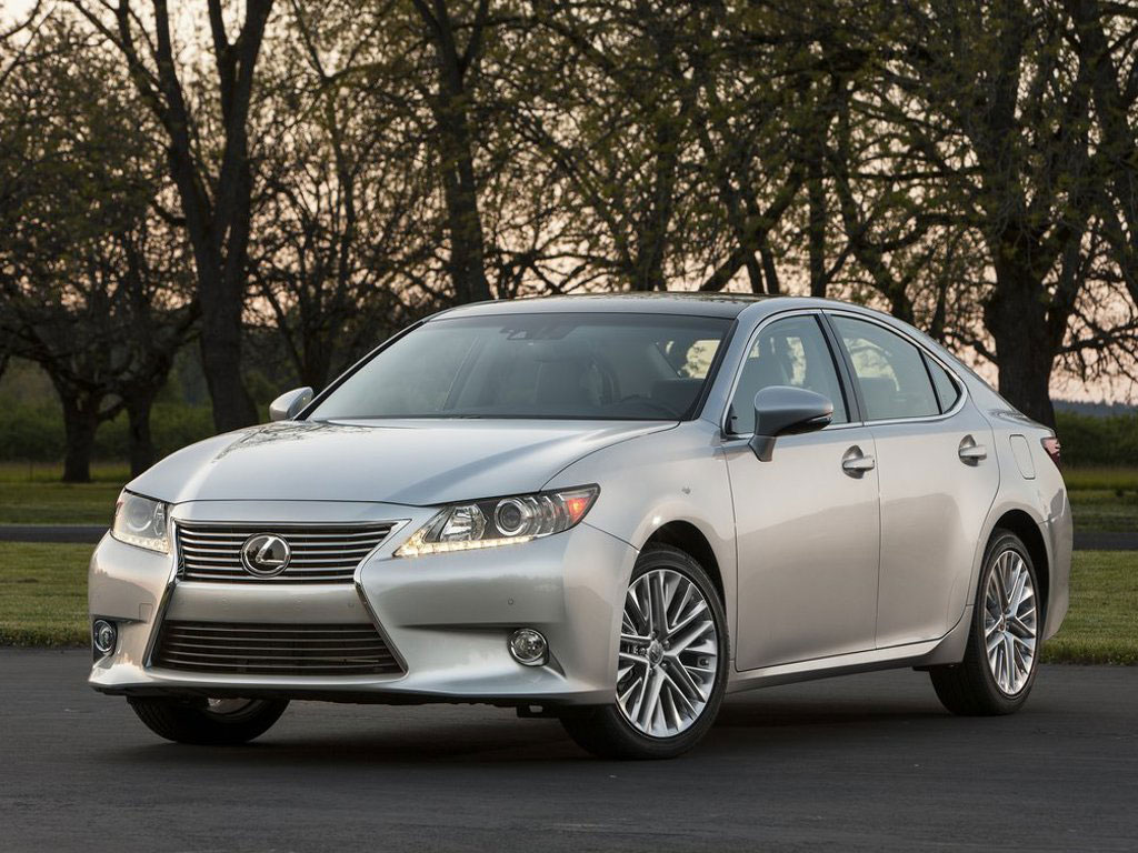 Lexus-ES