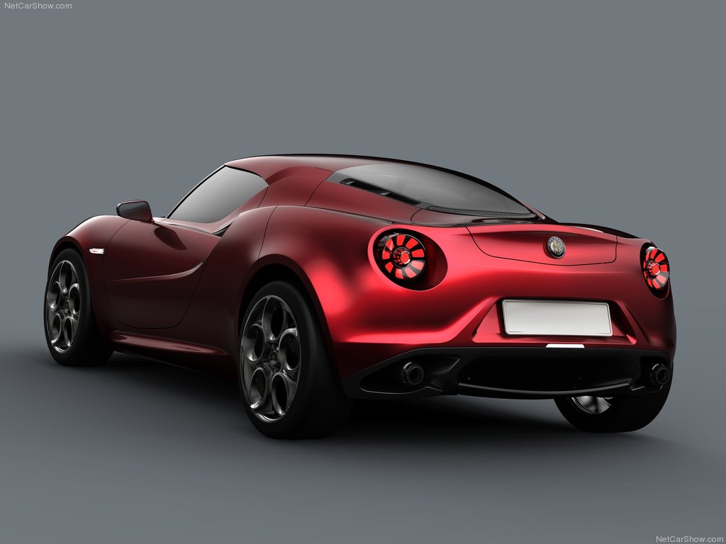 Alfa-Romeo_4C-Concept-rear