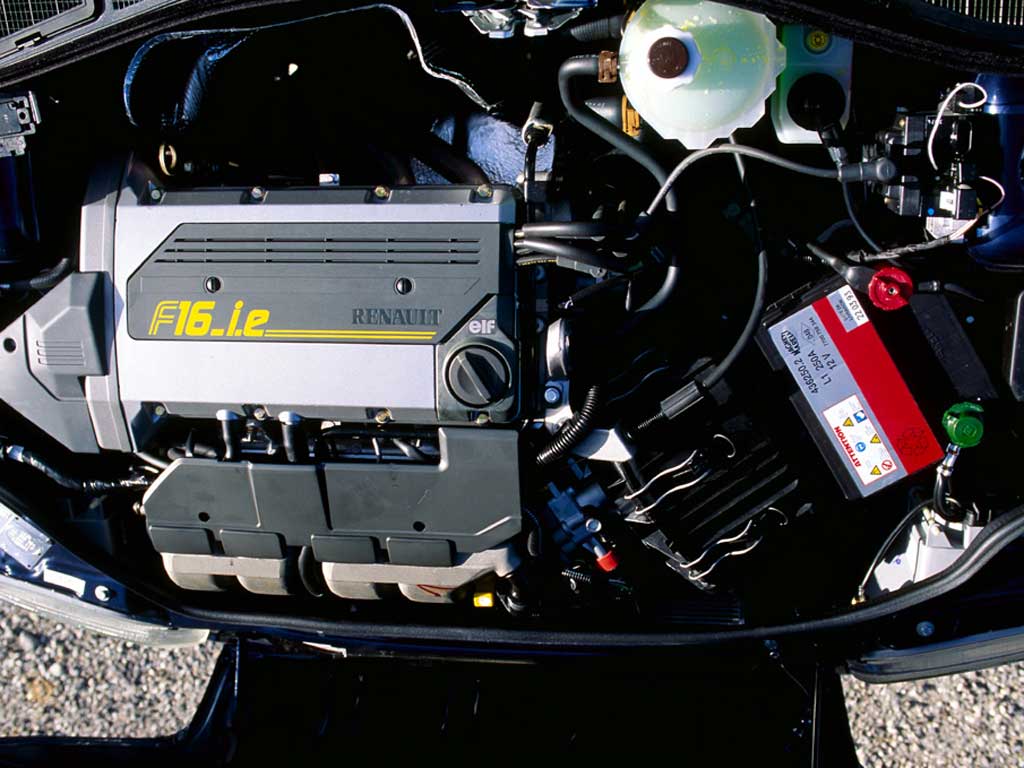 Renault-Clio-Williams-03