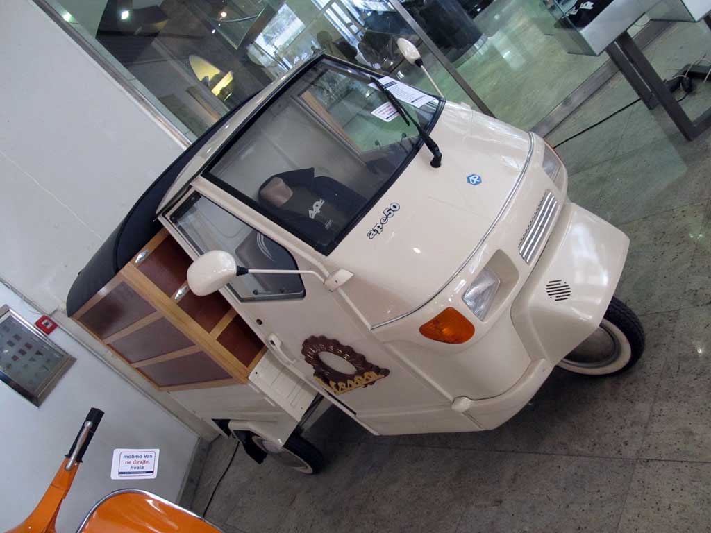 Vespa-05