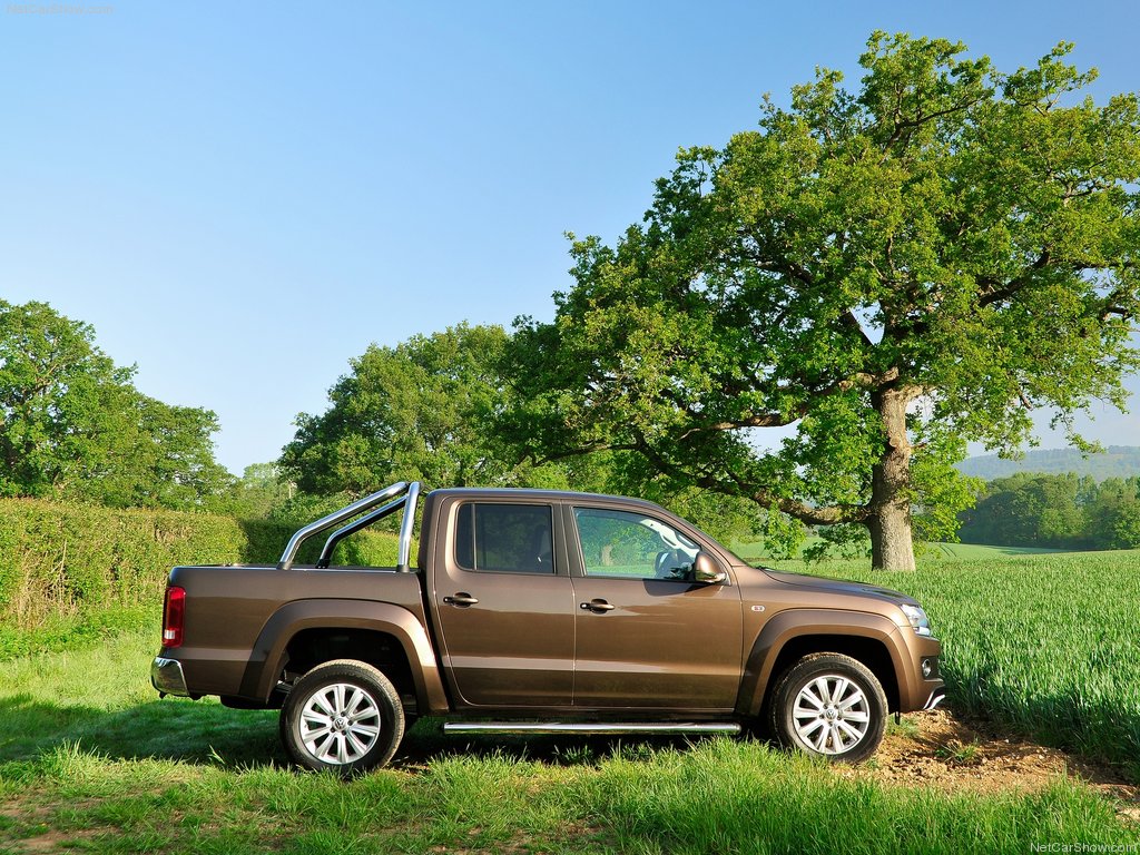 Volkswagen-Amarok-side