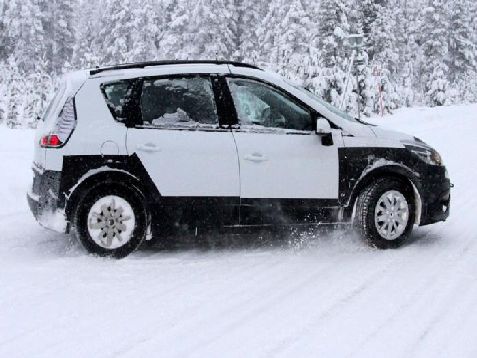 Renault-Scenic-crossover-02