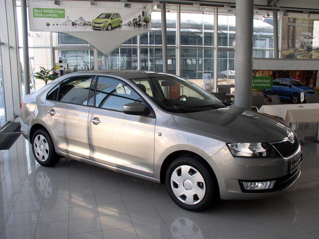 Skoda-Rapid-03