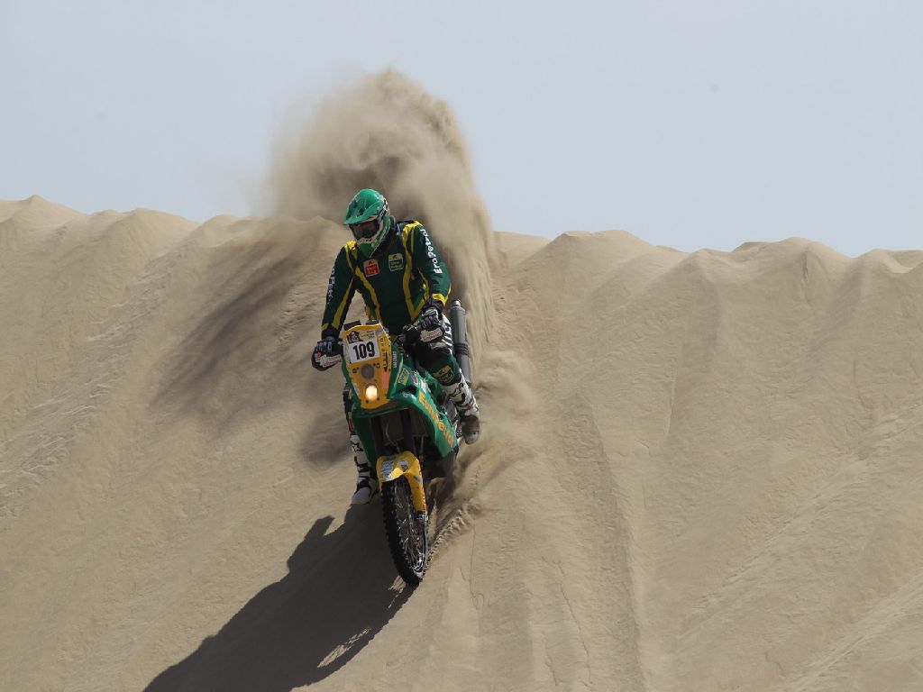 Gabor-Sagmajster-Dakar-2013-02