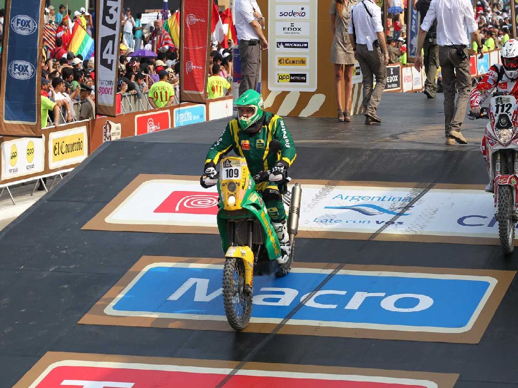 Gabor-Sagmajster-Dakar-2013-03