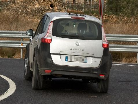 New-Renault-SUV-03