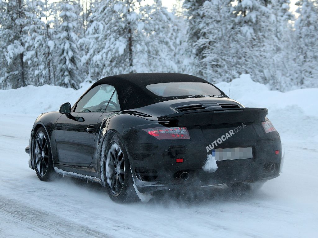 Porsche-911-Turbo-Cabrio-02