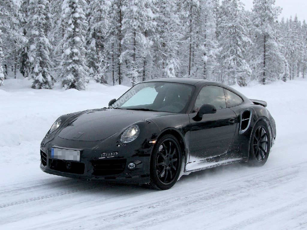 Porsche-911-Turbo-Coupe-01