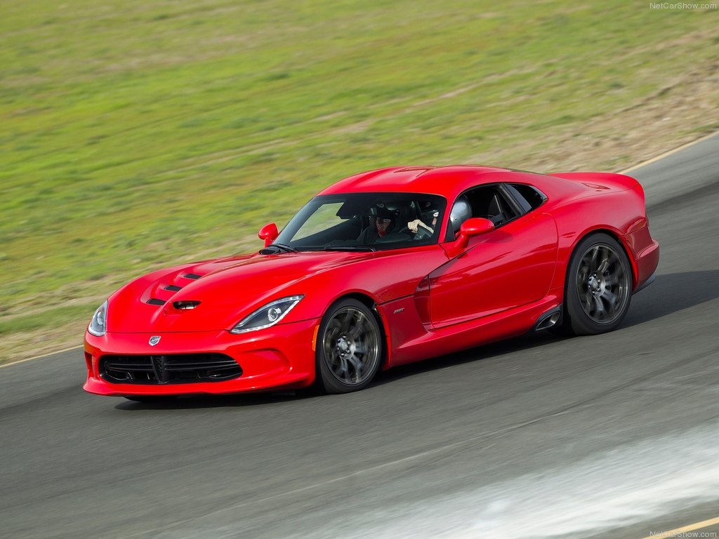 Dodge-SRT-Viper-01