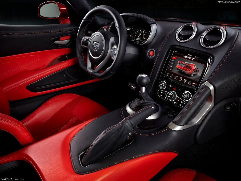 Dodge-SRT-Viper-03