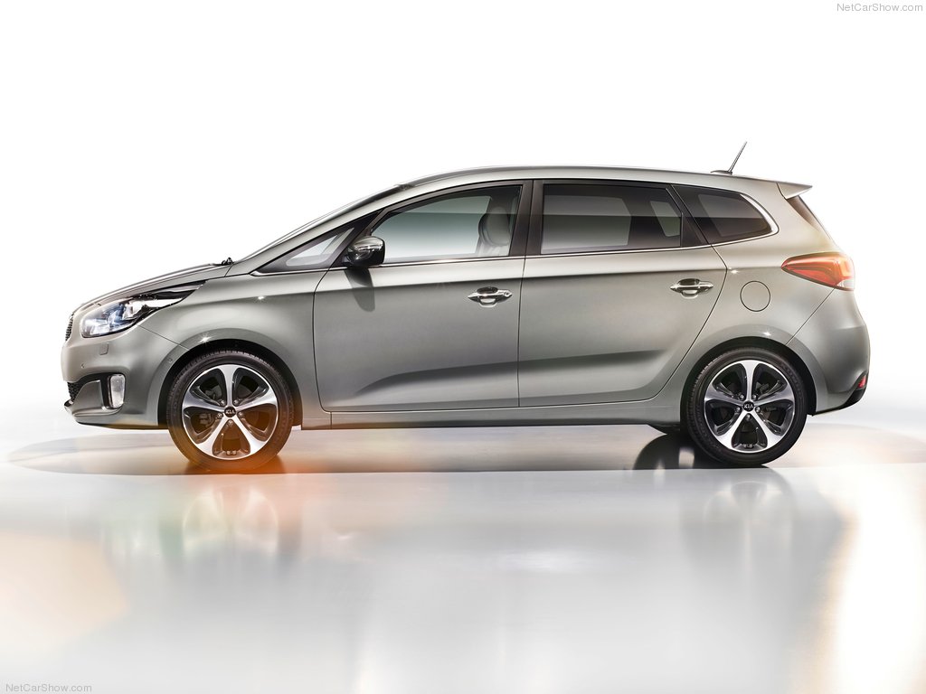 Kia-Carens_02