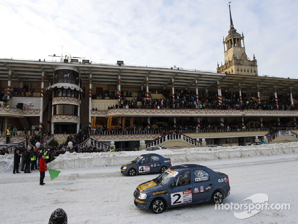 Renault-Logan-Race-of-Stars-Moscow-01
