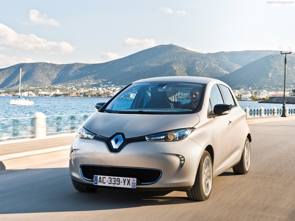 Renault-ZOE-01