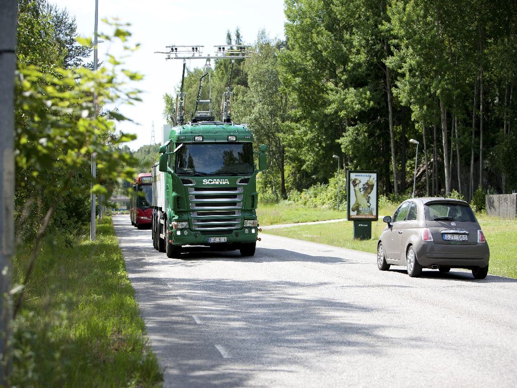 Scania-Siemens-eHighway-project-02