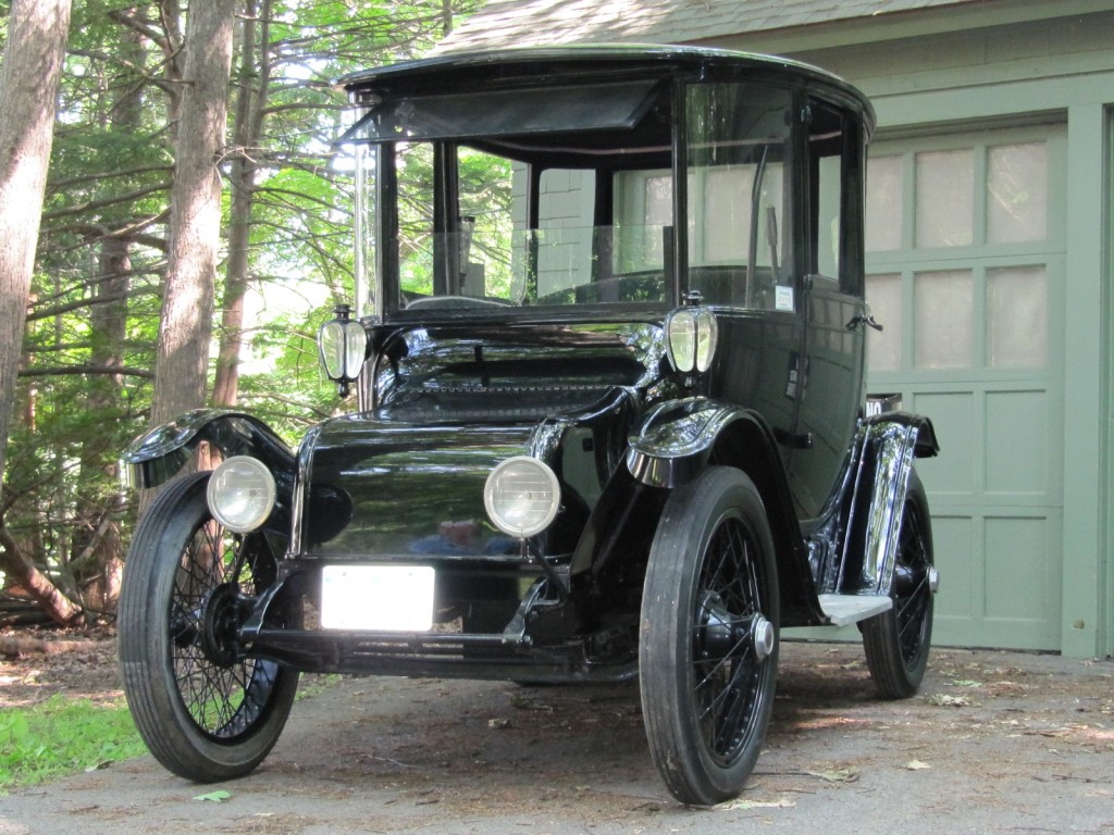 Detroit-Electric-car-1914