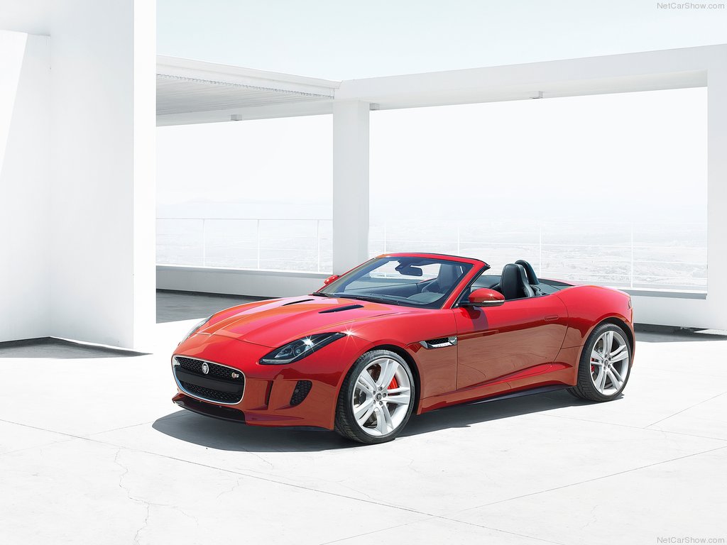 Jaguar-F-Type-01