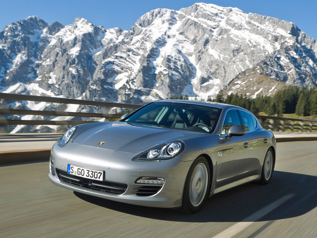 Porsche-Panamera_S-Hybrid
