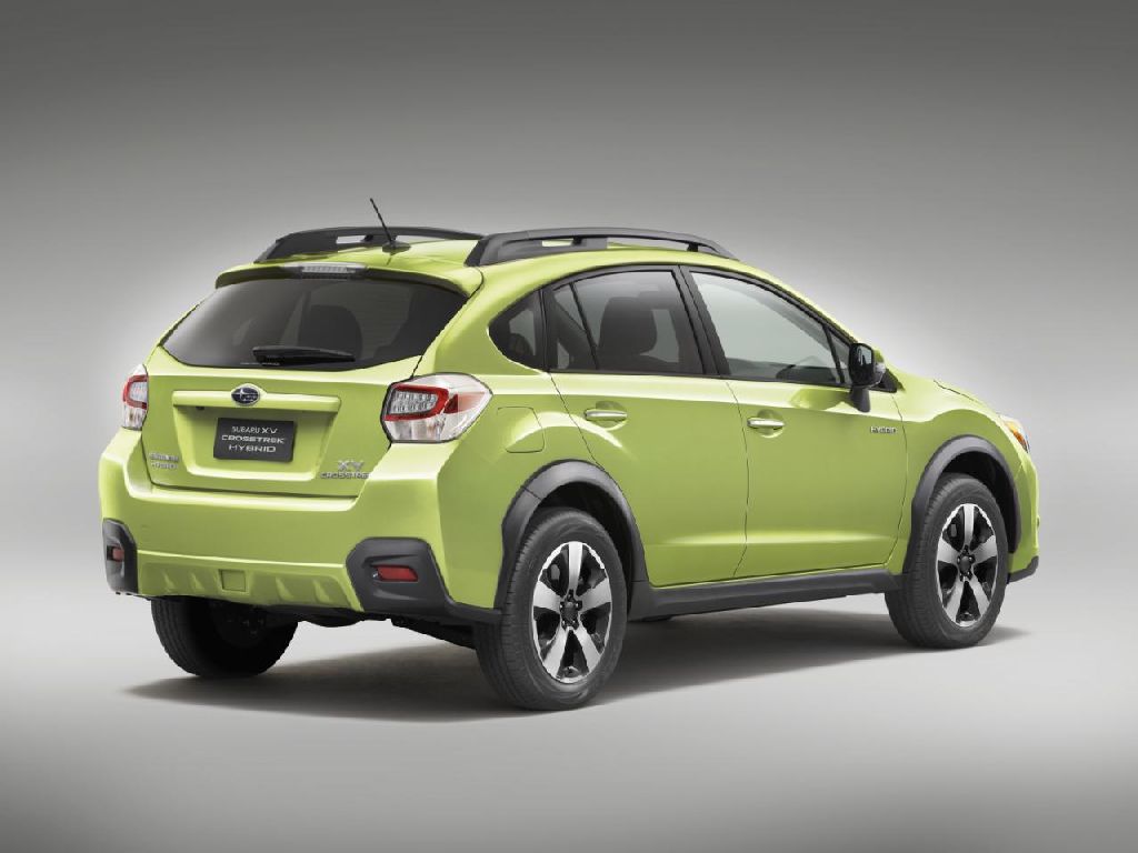 Subaru-XV-Crosstrek-Hybrid-03
