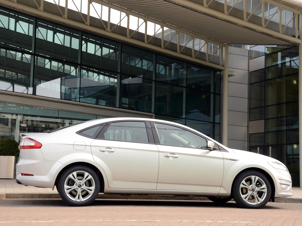 Ford-Mondeo-Graphite-02