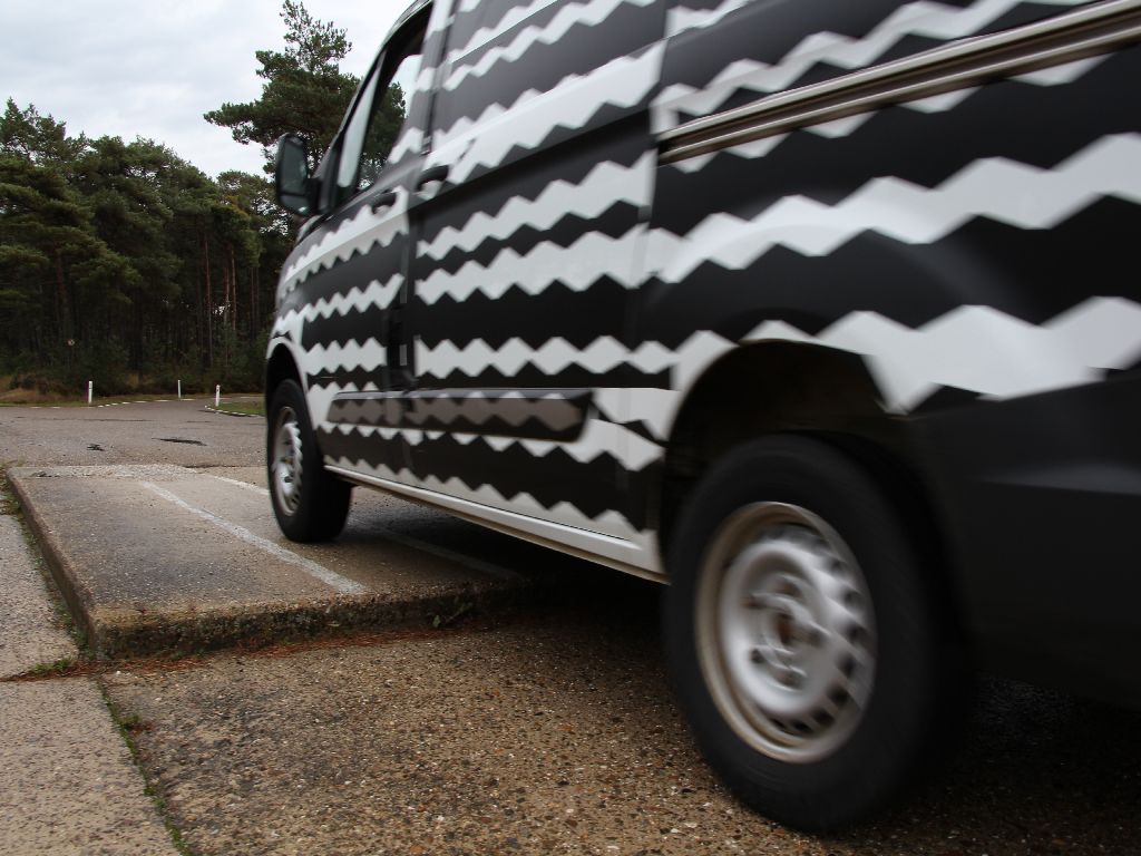 Ford-Transit-Custom-transit-durability-testing-04