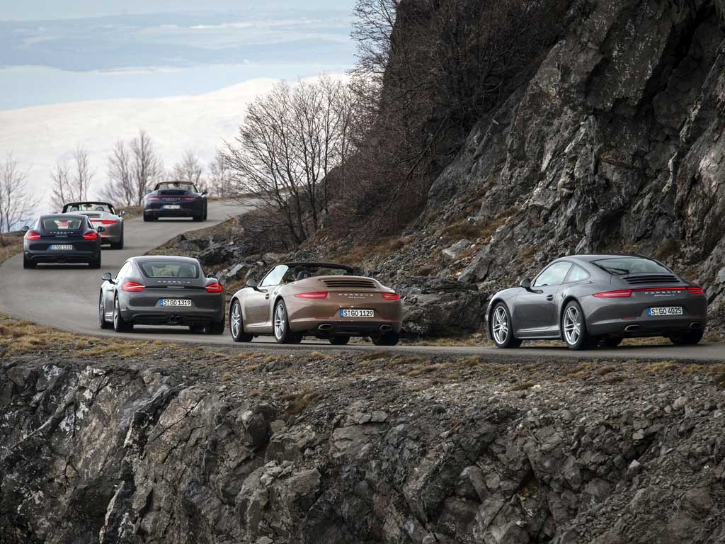 PORSCHE-KARAVAN_02