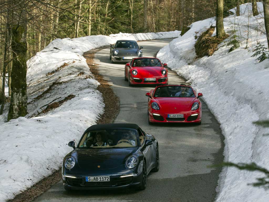 PORSCHE-KARAVAN_03
