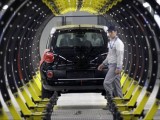 Fiat 500L krenuo u mestu?