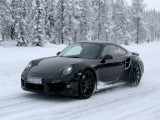Snimljen novi Porsche 911 Turbo