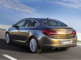 Astra sedan novi član porodice