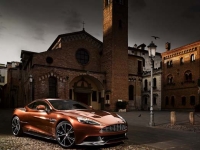 Vanquish – A Bold New Breed of Aston Martin 