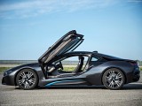 Danas premijera BMW i8