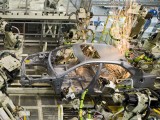 Toyota daje posao ljudima umesto robotima