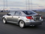 Suzuki Kizashi zbog paučine može da se zapali
