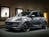 Opel Adam Brajana Adamsa na aukciji